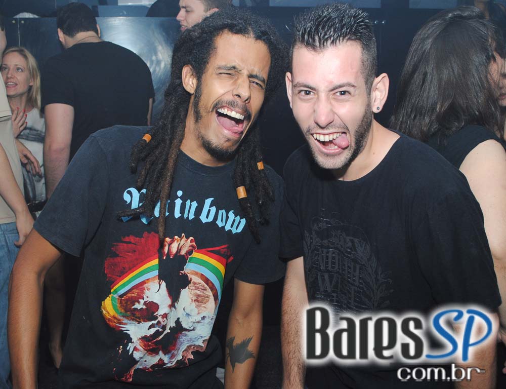 Festa College especial Férias em Acapulco com DJs convidados na balada Blitz Haus Festa College especial Férias em Acapulco com DJs convidados na balada Blitz Haus