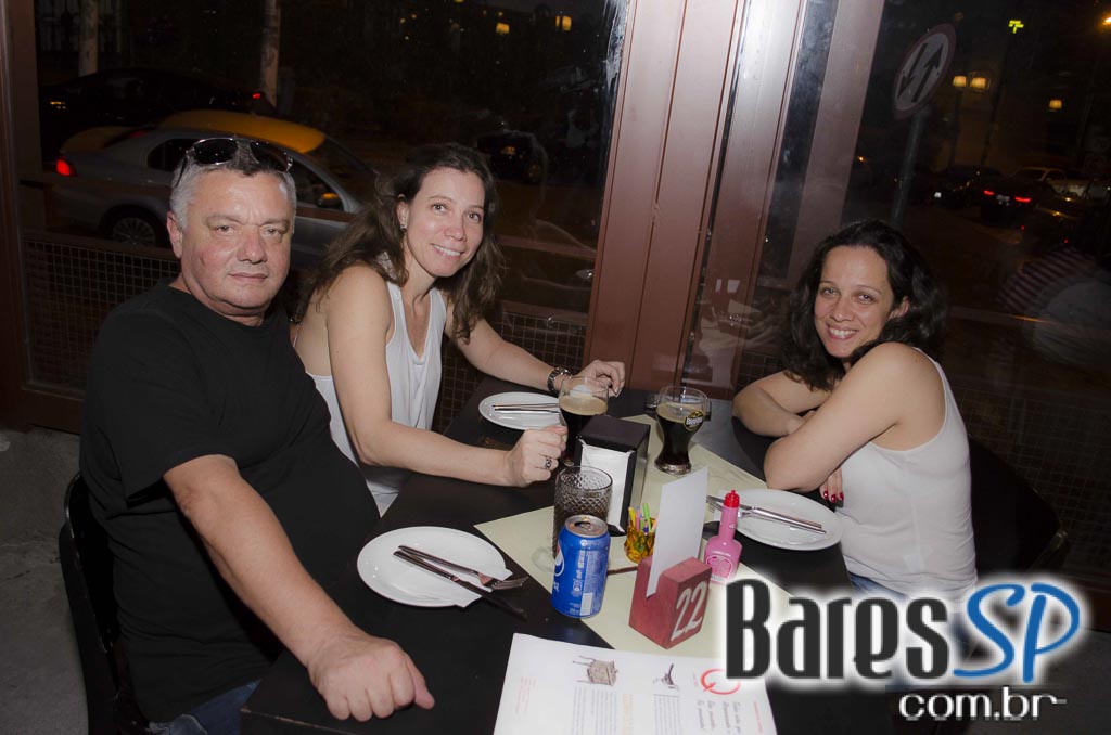 Quintana Bar ofereceu cardápio variado e ambiente descontraído Quintana Bar ofereceu cardápio variado e ambiente descontraído