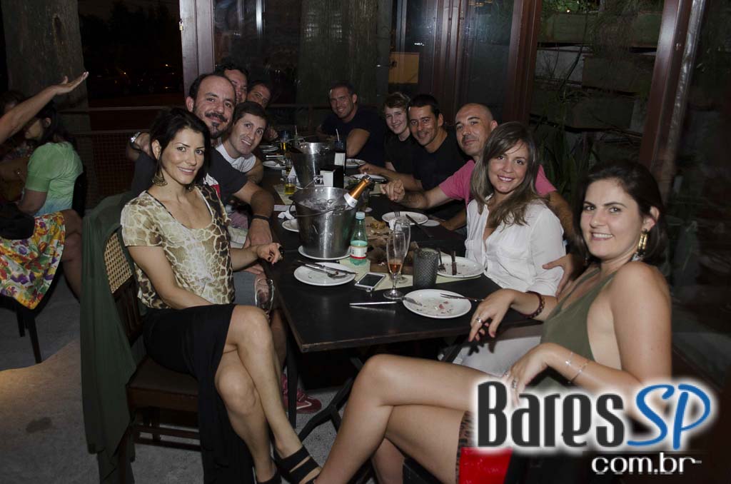 Quintana Bar ofereceu cardápio variado e ambiente descontraído Quintana Bar ofereceu cardápio variado e ambiente descontraído
