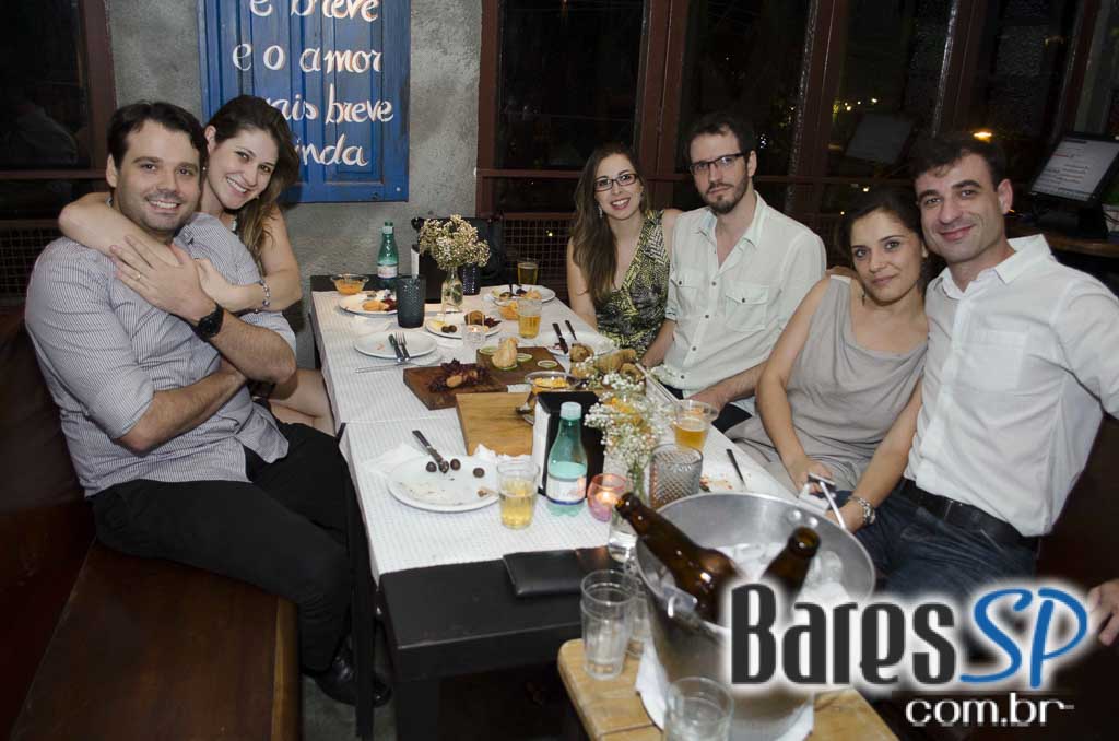 Quintana Bar ofereceu cardápio variado e ambiente descontraído Quintana Bar ofereceu cardápio variado e ambiente descontraído