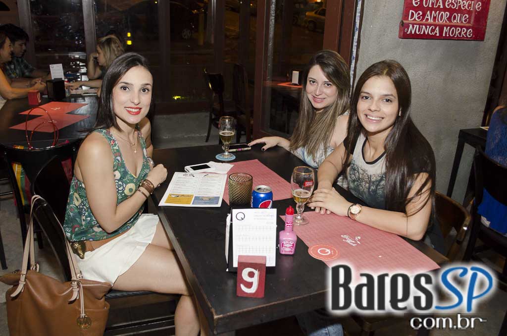 Quintana Bar ofereceu cardápio variado e ambiente descontraído Quintana Bar ofereceu cardápio variado e ambiente descontraído