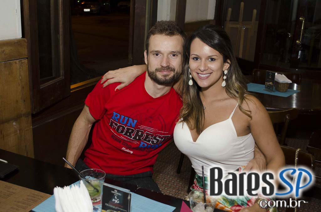 Ambiente descontraído e bons petiscos foram servidos no Botica do Quintana Ambiente descontraído e bons petiscos foram servidos no Botica do Quintana