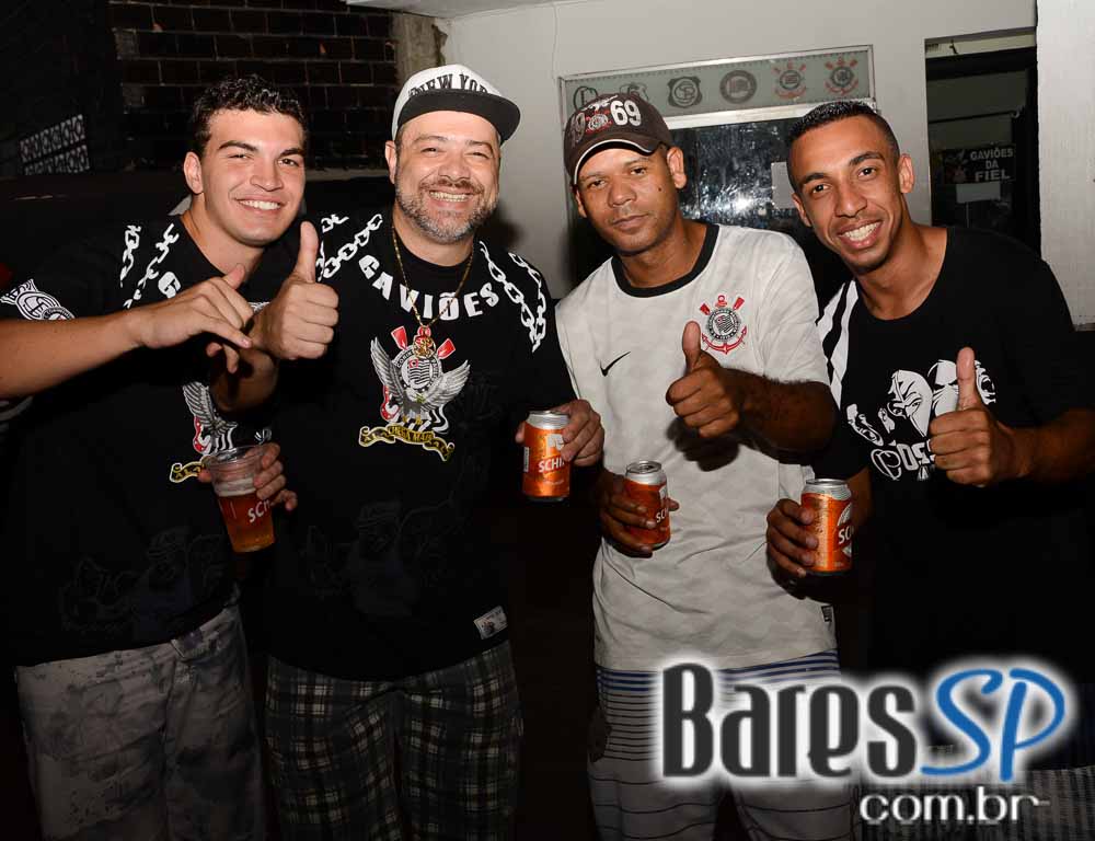 Ensaios da Escola de Samba Gaviões da Fiel para o Carnaval de São Paulo 2015 Ensaios da Escola de Samba Gaviões da Fiel para o Carnaval de São Paulo 2015