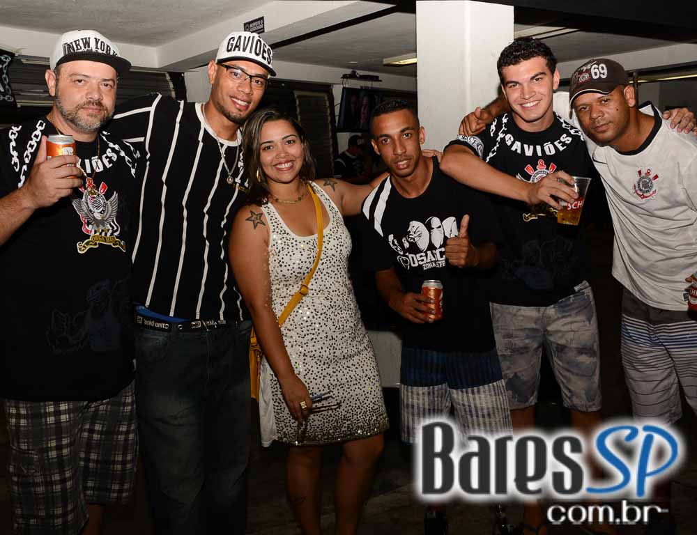 Ensaios da Escola de Samba Gaviões da Fiel para o Carnaval de São Paulo 2015 Ensaios da Escola de Samba Gaviões da Fiel para o Carnaval de São Paulo 2015