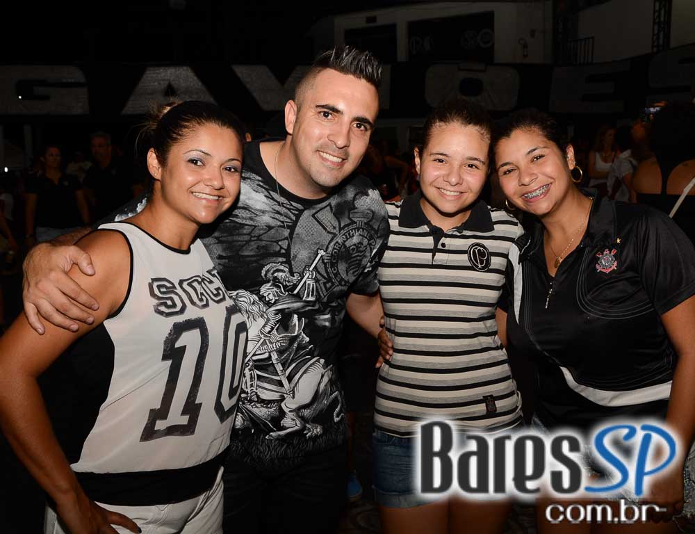 Ensaios da Escola de Samba Gaviões da Fiel para o Carnaval de São Paulo 2015 Ensaios da Escola de Samba Gaviões da Fiel para o Carnaval de São Paulo 2015