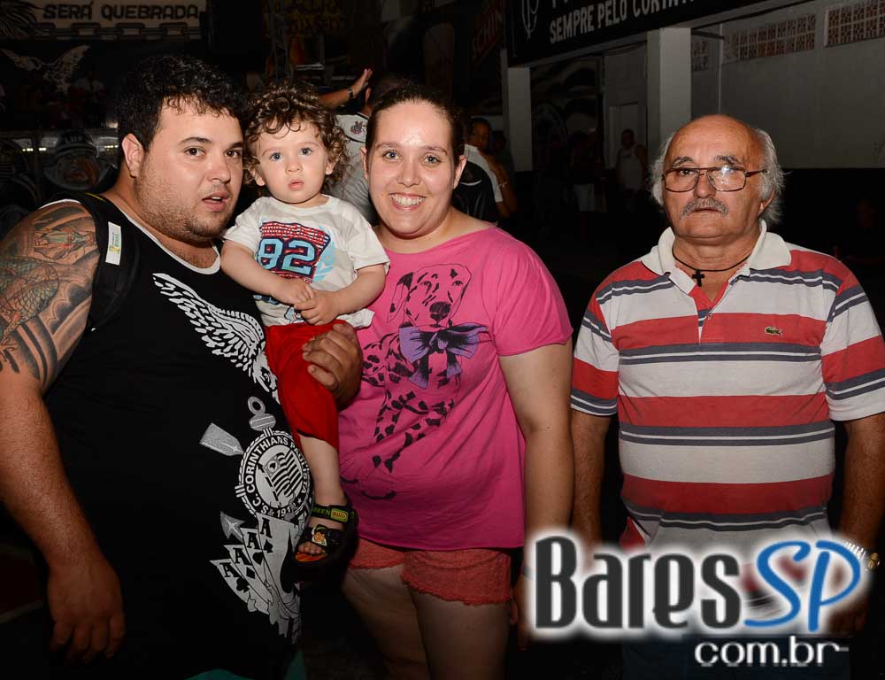 Ensaios da Escola de Samba Gaviões da Fiel para o Carnaval de São Paulo 2015 Ensaios da Escola de Samba Gaviões da Fiel para o Carnaval de São Paulo 2015