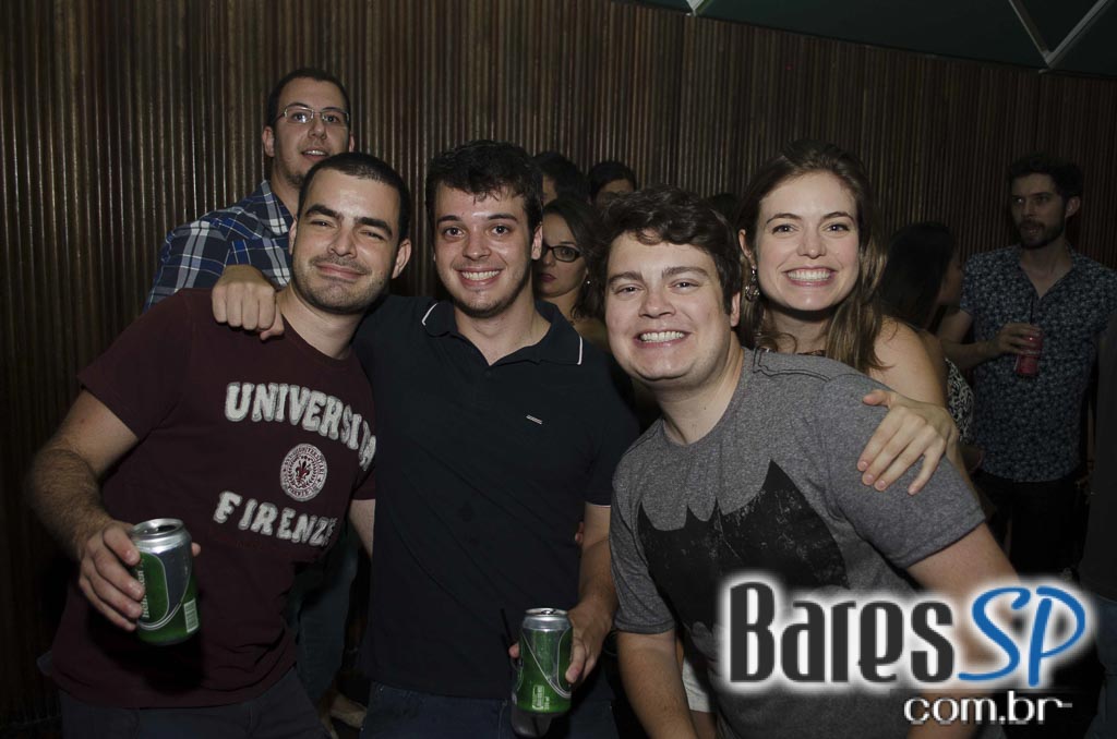 Bloco do Sargento Pimenta se apresentou no Cine Joia em São Paulo Bloco do Sargento Pimenta se apresentou no Cine Joia em São Paulo