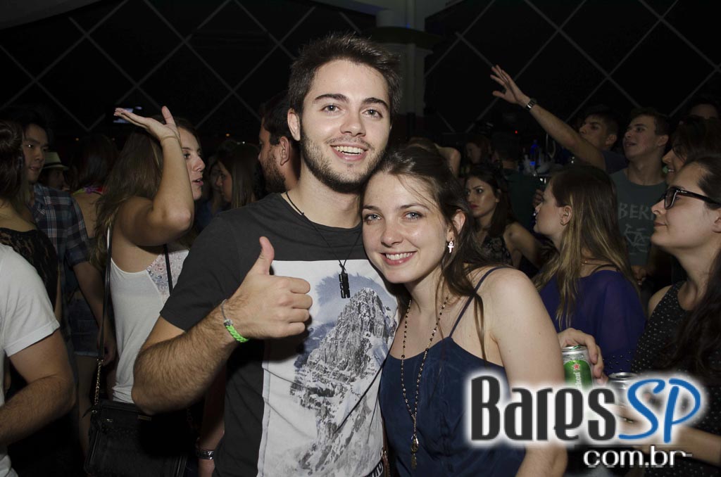 Bloco do Sargento Pimenta se apresentou no Cine Joia em São Paulo Bloco do Sargento Pimenta se apresentou no Cine Joia em São Paulo