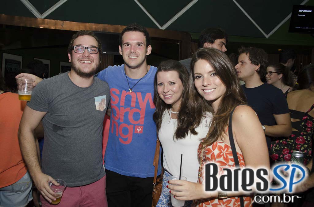 Bloco do Sargento Pimenta se apresentou no Cine Joia em São Paulo Bloco do Sargento Pimenta se apresentou no Cine Joia em São Paulo