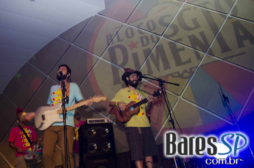 Bloco do Sargento Pimenta se apresentou no Cine Joia em São Paulo Bloco do Sargento Pimenta se apresentou no Cine Joia em São Paulo