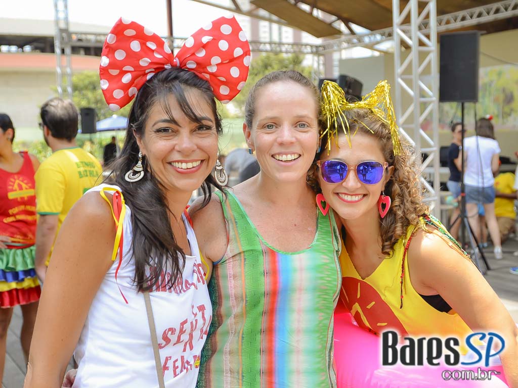 Ensaio aberto do Bloco Bangalafumenga aconteceu no sábado na Praça Victor Civita Ensaio aberto do Bloco Bangalafumenga aconteceu no sábado na Praça Victor Civita