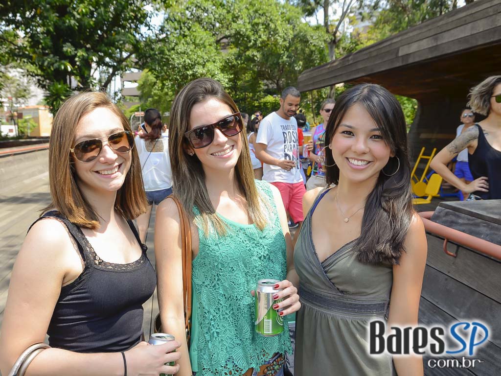 Ensaio aberto do Bloco Bangalafumenga aconteceu no sábado na Praça Victor Civita Ensaio aberto do Bloco Bangalafumenga aconteceu no sábado na Praça Victor Civita