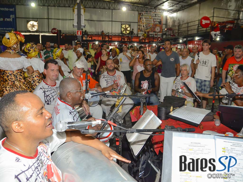 Ensaios da Escola de Samba Mocidade Alegre para o Carnaval de São Paulo 2015 Ensaios da Escola de Samba Mocidade Alegre para o Carnaval de São Paulo 2015
