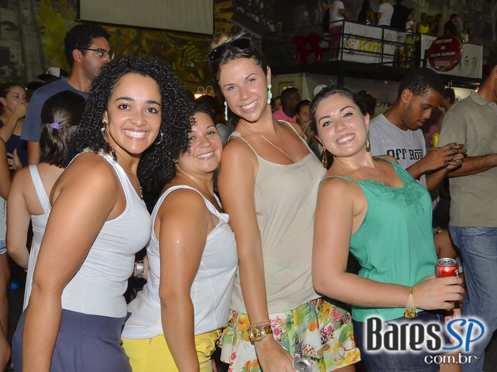 Ensaios da Escola de Samba Mocidade Alegre para o Carnaval de São Paulo 2015 Ensaios da Escola de Samba Mocidade Alegre para o Carnaval de São Paulo 2015