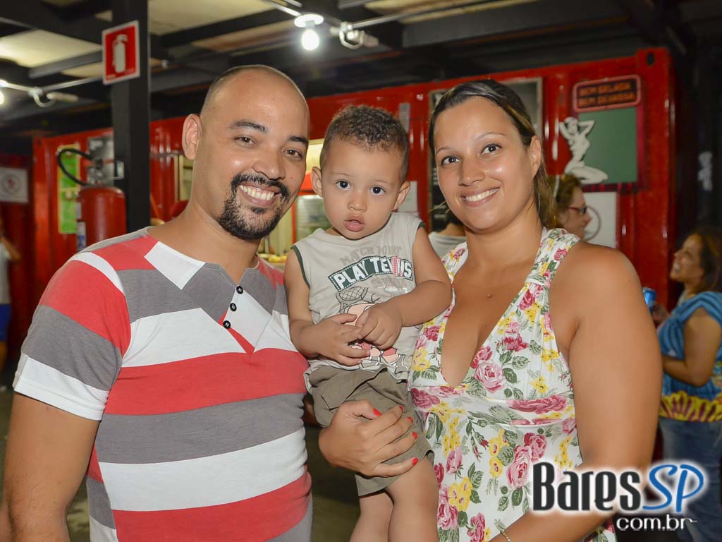 Ensaios da Escola de Samba Mocidade Alegre para o Carnaval de São Paulo 2015 Ensaios da Escola de Samba Mocidade Alegre para o Carnaval de São Paulo 2015