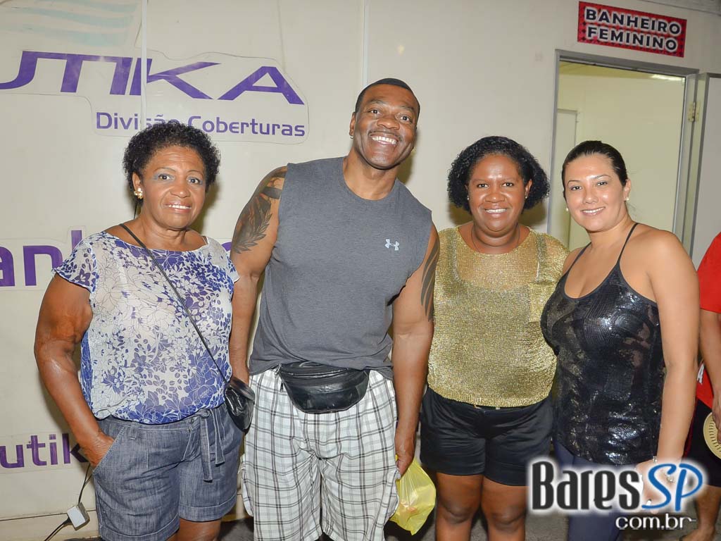 Ensaios da Escola de Samba Mocidade Alegre para o Carnaval de São Paulo 2015 Ensaios da Escola de Samba Mocidade Alegre para o Carnaval de São Paulo 2015