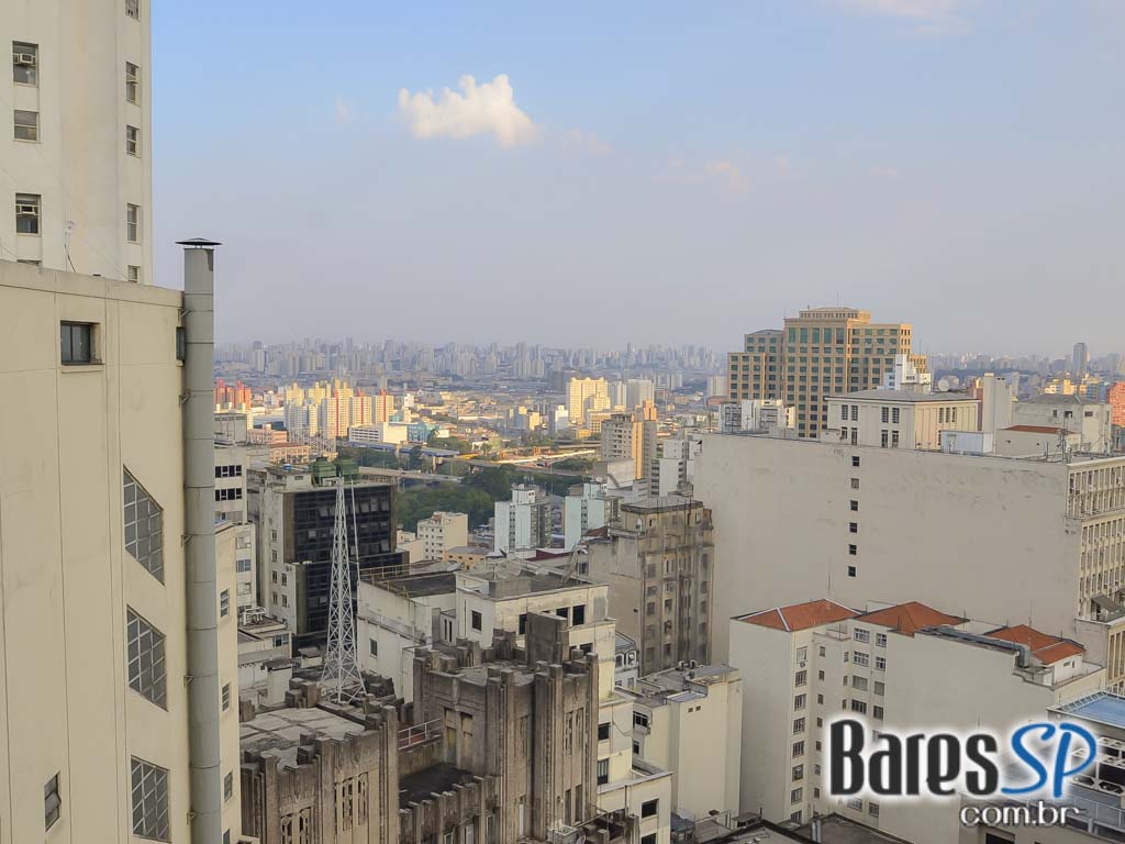 Inauguração da 2ª edição do Heineken Up On The Roof - Garden Edition no Edifício Martinelli Inauguração da 2ª edição do Heineken Up On The Roof - Garden Edition no Edifício Martinelli