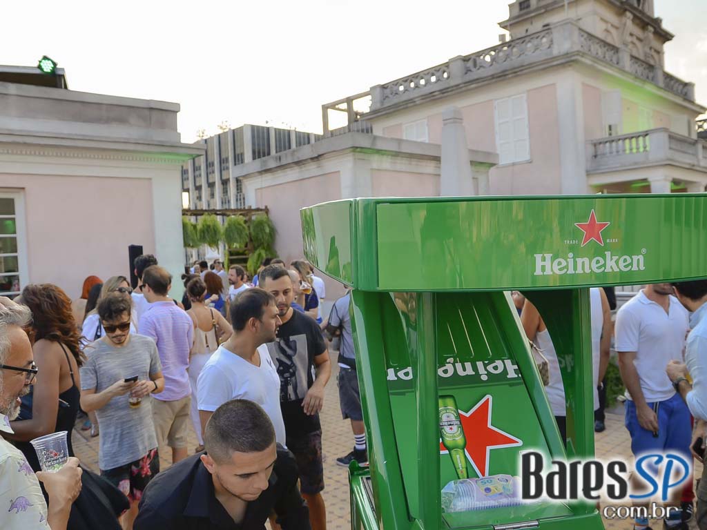 Inauguração da 2ª edição do Heineken Up On The Roof - Garden Edition no Edifício Martinelli Inauguração da 2ª edição do Heineken Up On The Roof - Garden Edition no Edifício Martinelli