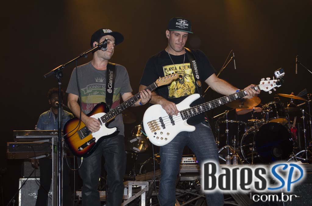 Julian Marley e The Wailers Band Reunion se apresentaram no Espaço das Américas Julian Marley e The Wailers Band Reunion se apresentaram no Espaço das Américas