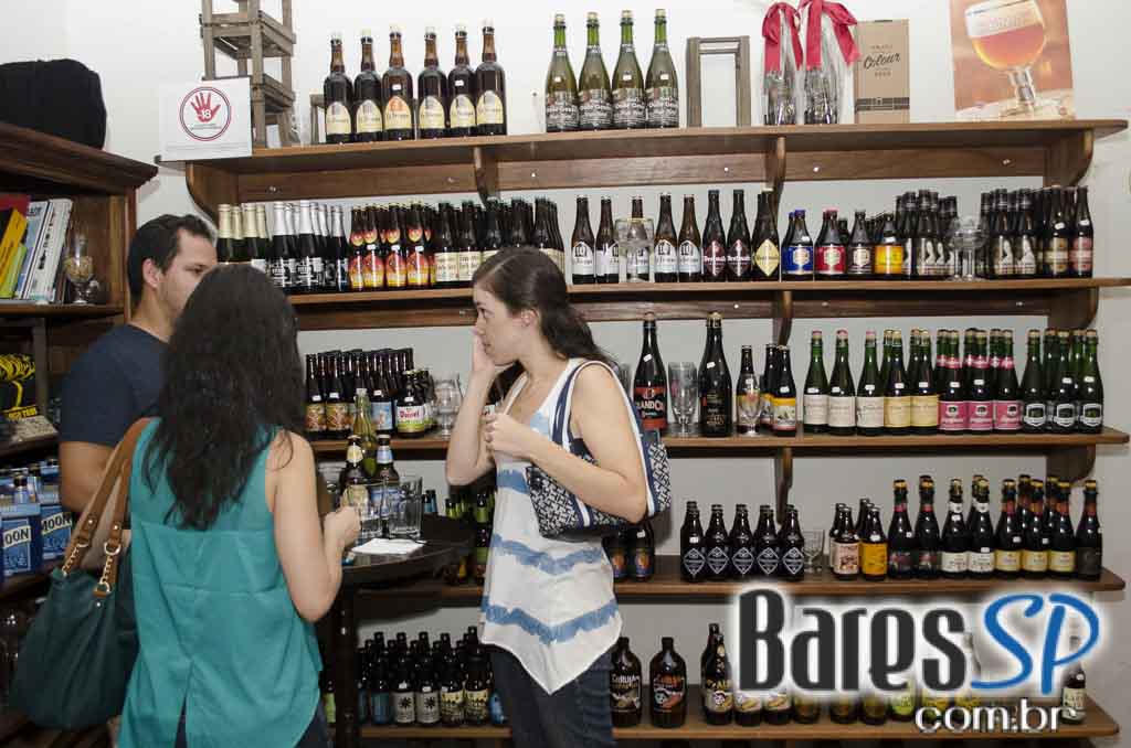 Happy Hour descontraído e animado com degustação de cerveja aconteceu no Let´s Beer Happy Hour descontraído e animado com degustação de cerveja aconteceu no Let´s Beer
