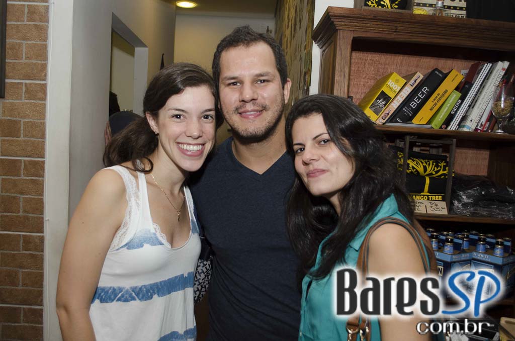 Happy Hour descontraído e animado com degustação de cerveja aconteceu no Let´s Beer Happy Hour descontraído e animado com degustação de cerveja aconteceu no Let´s Beer