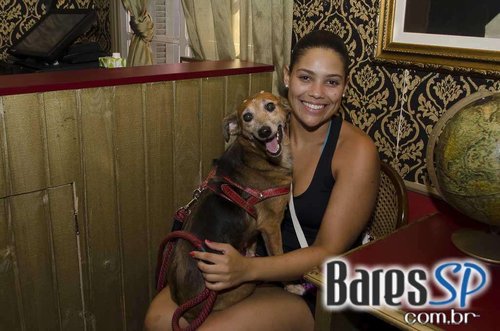 Casa 92 recebeu a festa da cachorra Estopinha em comemoração aos 2 milhões de fãs no Facebook Casa 92 recebeu a festa da cachorra Estopinha em comemoração aos 2 milhões de fãs no Facebook