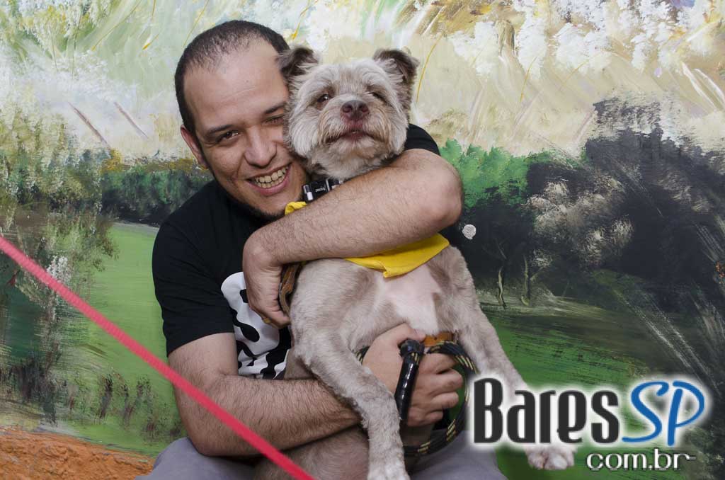 Casa 92 recebeu a festa da cachorra Estopinha em comemoração aos 2 milhões de fãs no Facebook Casa 92 recebeu a festa da cachorra Estopinha em comemoração aos 2 milhões de fãs no Facebook