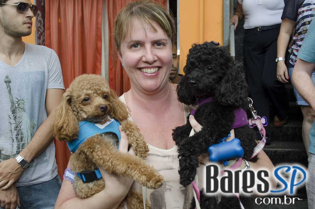 Casa 92 recebeu a festa da cachorra Estopinha em comemoração aos 2 milhões de fãs no Facebook Casa 92 recebeu a festa da cachorra Estopinha em comemoração aos 2 milhões de fãs no Facebook