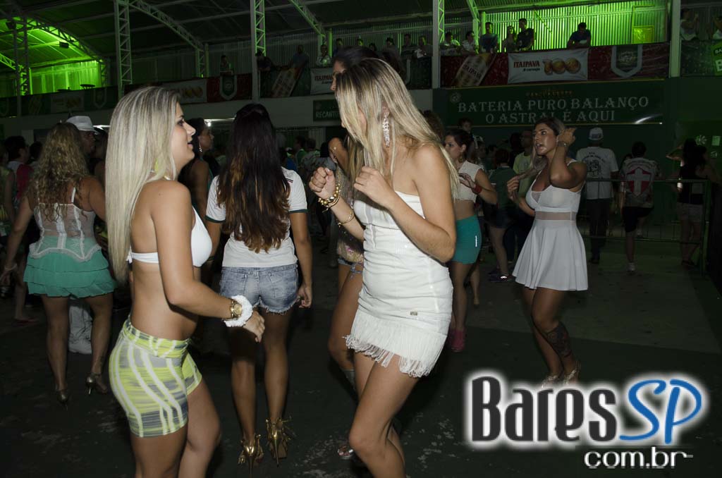 Ensaios da Escola de Samba Mancha Verde para o Carnaval de São Paulo 2015 Ensaios da Escola de Samba Mancha Verde para o Carnaval de São Paulo 2015