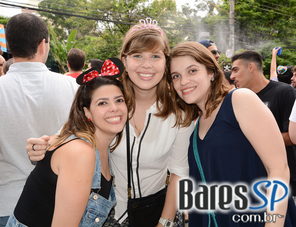 Bloco Unidos da Ressaca do Diabo na Vila Mariana Bloco Unidos da Ressaca do Diabo na Vila Mariana