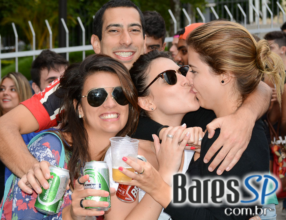 Bloco Unidos da Ressaca do Diabo na Vila Mariana Bloco Unidos da Ressaca do Diabo na Vila Mariana