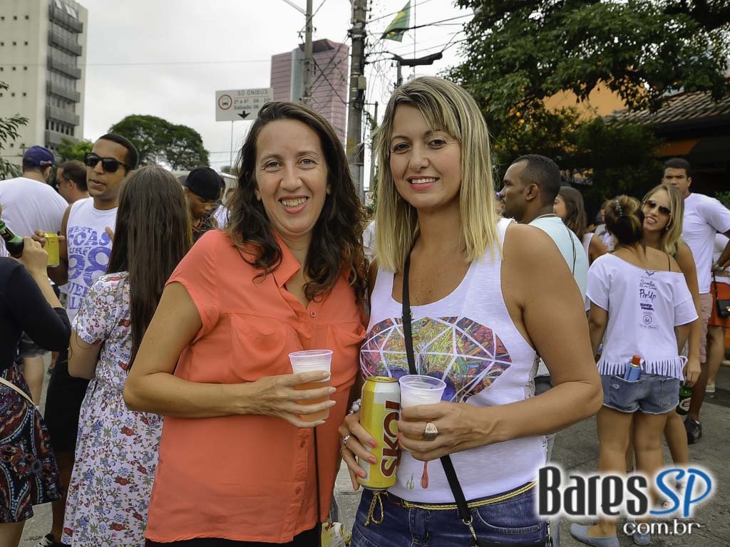 Bloco Me Viu Mentiu - O Bloco mais bonito do Brasil na Casa 92 Bloco Me Viu Mentiu - O Bloco mais bonito do Brasil na Casa 92