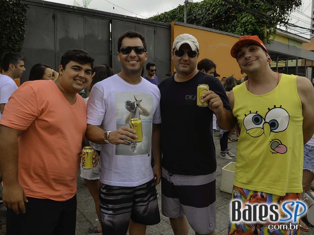 Bloco Me Viu Mentiu - O Bloco mais bonito do Brasil na Casa 92 Bloco Me Viu Mentiu - O Bloco mais bonito do Brasil na Casa 92