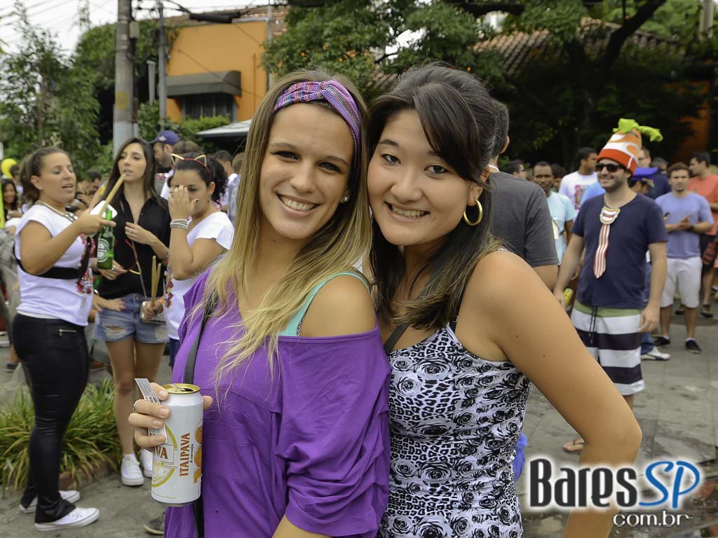 Bloco Me Viu Mentiu - O Bloco mais bonito do Brasil na Casa 92 Bloco Me Viu Mentiu - O Bloco mais bonito do Brasil na Casa 92