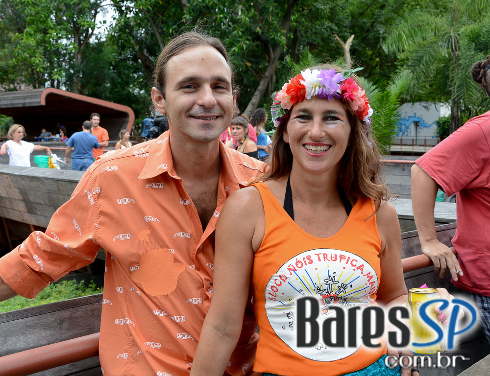 Bloco de Carnaval Nóis Trupica Mais Não Cai promoveu Concurso de Marchinhas neste sábado na Praça Victor Civita Bloco de Carnaval Nóis Trupica Mais Não Cai promoveu Concurso de Marchinhas neste sábado na Praça Victor Civita