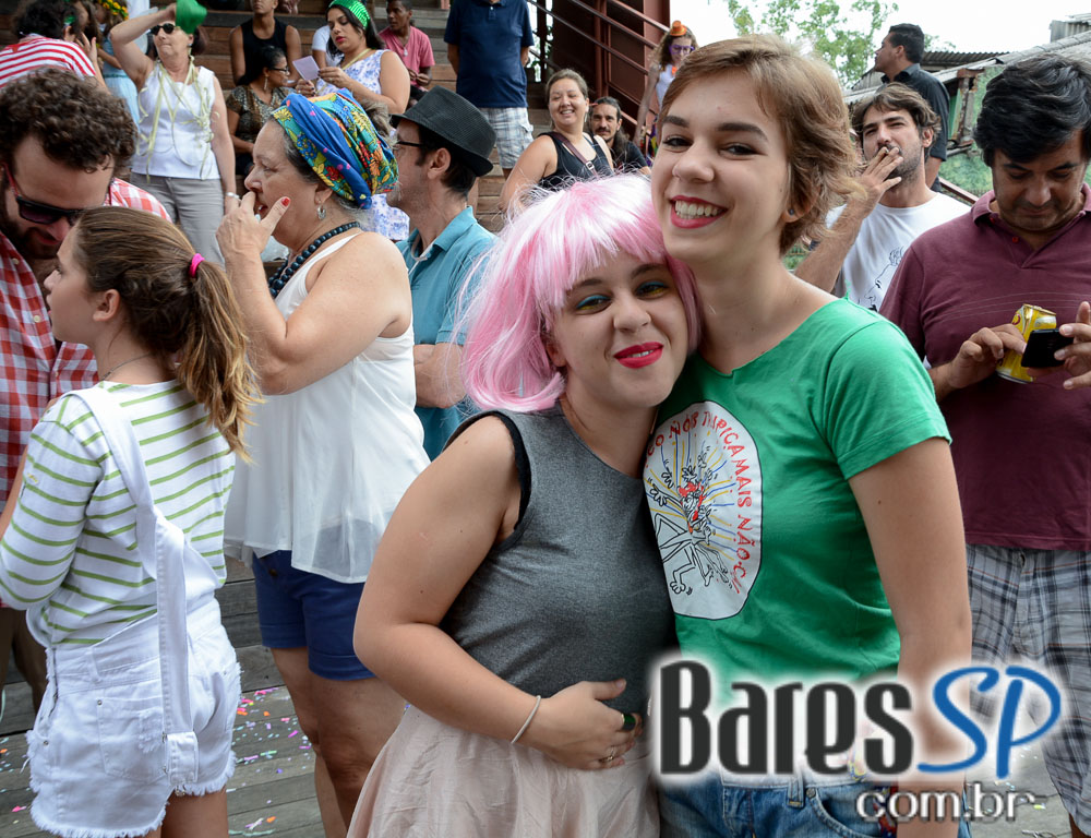 Bloco de Carnaval Nóis Trupica Mais Não Cai promoveu Concurso de Marchinhas neste sábado na Praça Victor Civita Bloco de Carnaval Nóis Trupica Mais Não Cai promoveu Concurso de Marchinhas neste sábado na Praça Victor Civita