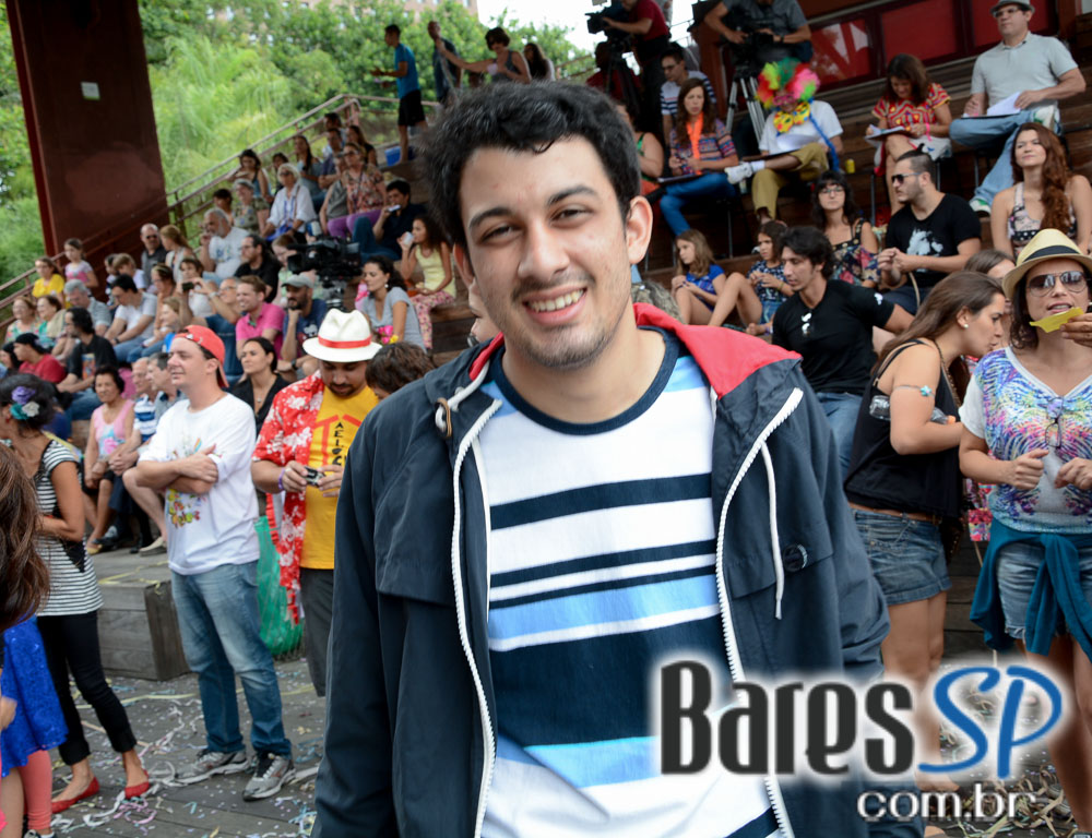 Bloco de Carnaval Nóis Trupica Mais Não Cai promoveu Concurso de Marchinhas neste sábado na Praça Victor Civita Bloco de Carnaval Nóis Trupica Mais Não Cai promoveu Concurso de Marchinhas neste sábado na Praça Victor Civita