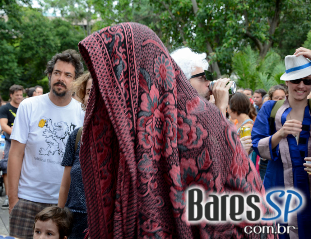 Bloco de Carnaval Nóis Trupica Mais Não Cai promoveu Concurso de Marchinhas neste sábado na Praça Victor Civita Bloco de Carnaval Nóis Trupica Mais Não Cai promoveu Concurso de Marchinhas neste sábado na Praça Victor Civita