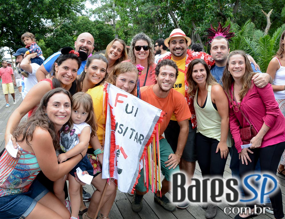 Bloco de Carnaval Nóis Trupica Mais Não Cai promoveu Concurso de Marchinhas neste sábado na Praça Victor Civita Bloco de Carnaval Nóis Trupica Mais Não Cai promoveu Concurso de Marchinhas neste sábado na Praça Victor Civita