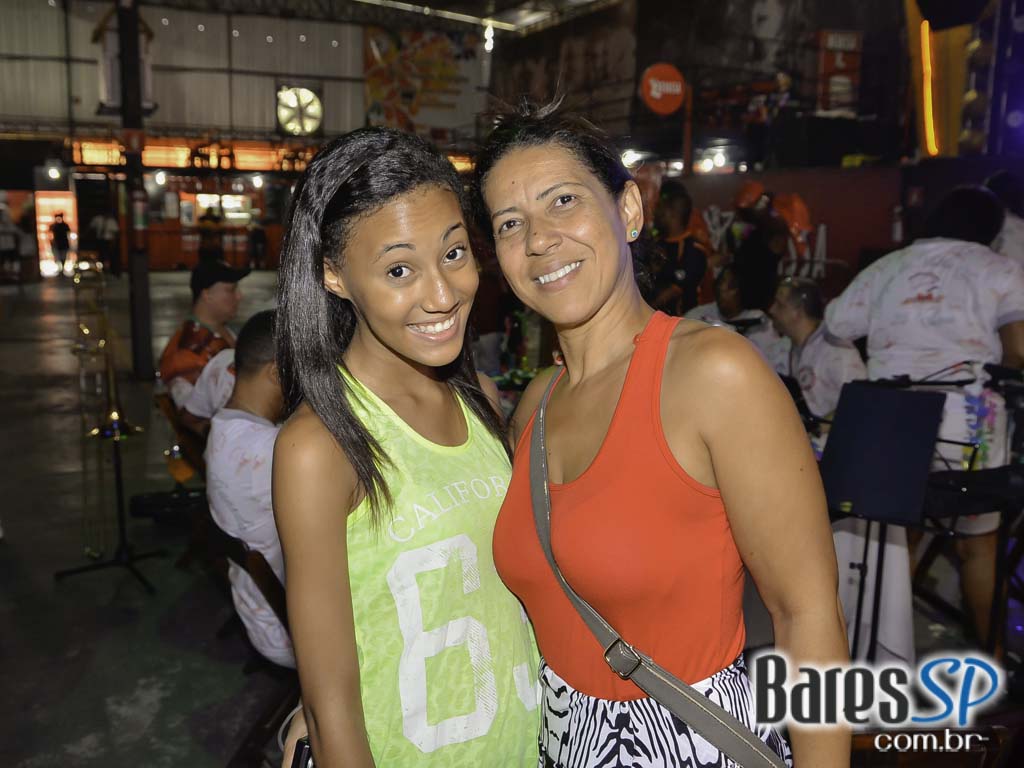 Ensaios da Escola de Samba Mocidade Alegre para o Carnaval de São Paulo 2015 Ensaios da Escola de Samba Mocidade Alegre para o Carnaval de São Paulo 2015