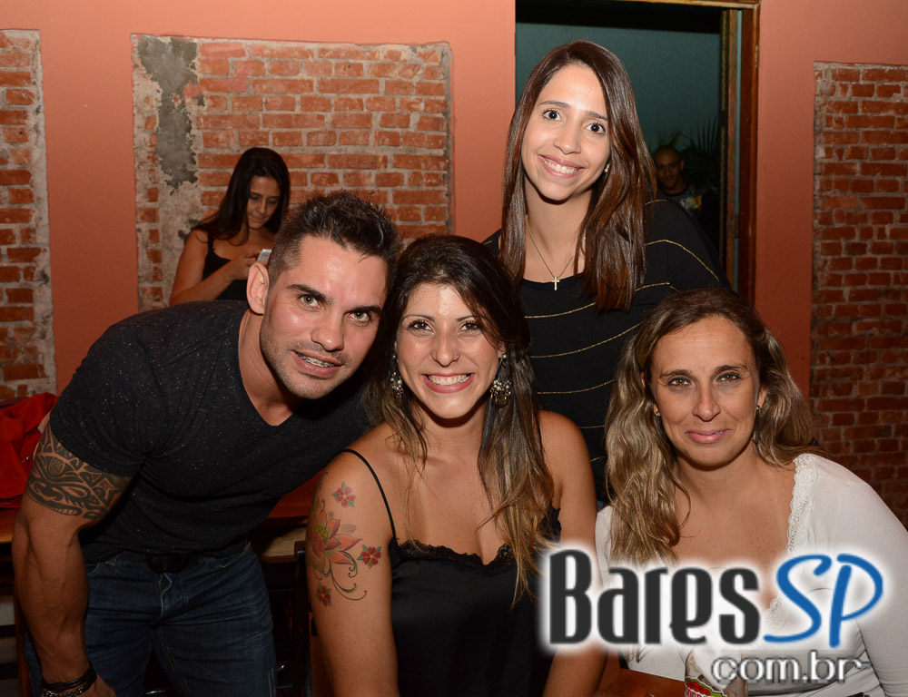 Festa High Beats com line-up especial aconteceu nesta sexta-feira no Sr. Balthazar Festa High Beats com line-up especial aconteceu nesta sexta-feira no Sr. Balthazar