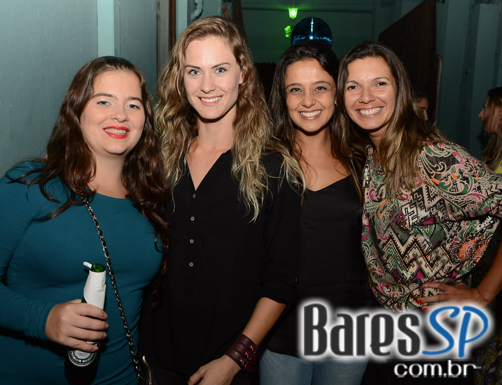 Festa High Beats com line-up especial aconteceu nesta sexta-feira no Sr. Balthazar Festa High Beats com line-up especial aconteceu nesta sexta-feira no Sr. Balthazar