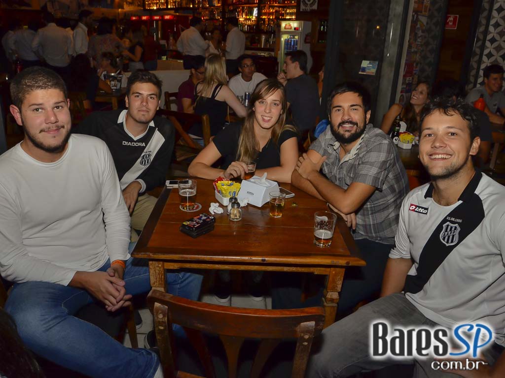 Happy Hour descontraído e animado aconteceu nesta quinta-feira no bar Seu Domingos Happy Hour descontraído e animado aconteceu nesta quinta-feira no bar Seu Domingos