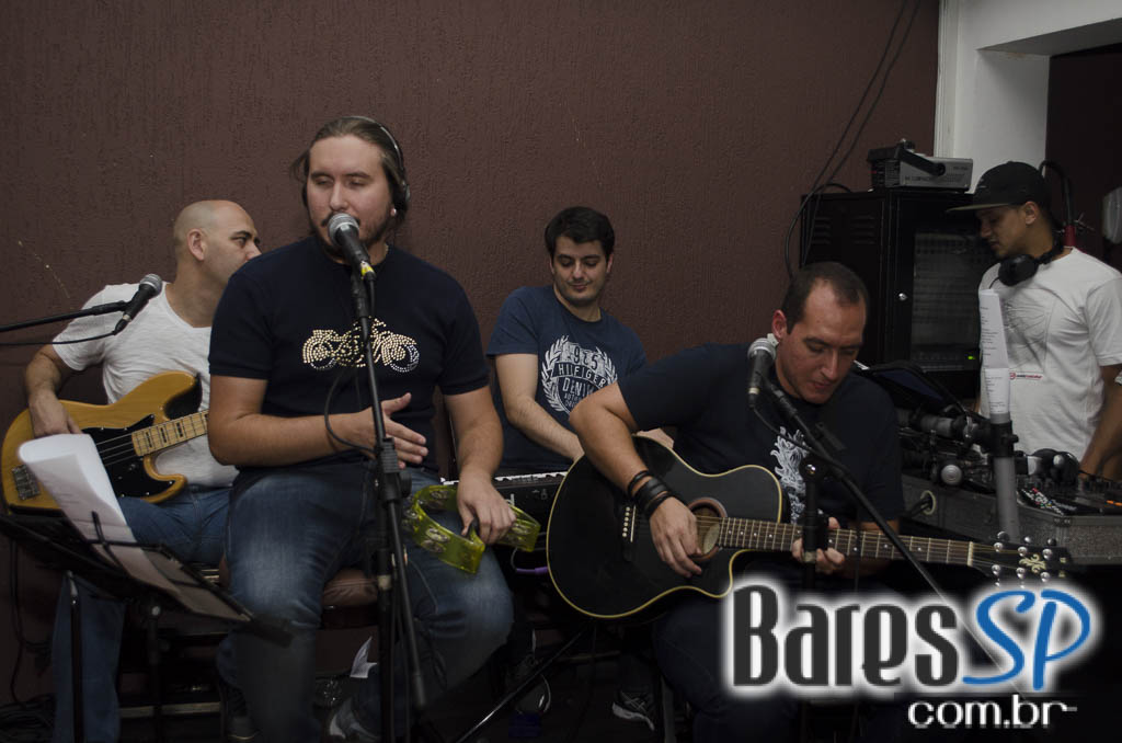 Santa Julia ofereceu Happy hour descontraído com cardápio variado de petiscos e bebidas Santa Julia ofereceu Happy hour descontraído com cardápio variado de petiscos e bebidas