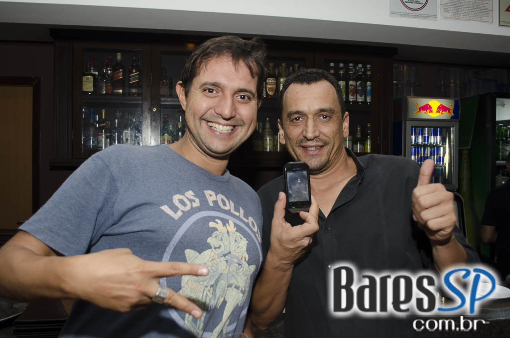 Santa Julia ofereceu Happy hour descontraído com cardápio variado de petiscos e bebidas Santa Julia ofereceu Happy hour descontraído com cardápio variado de petiscos e bebidas