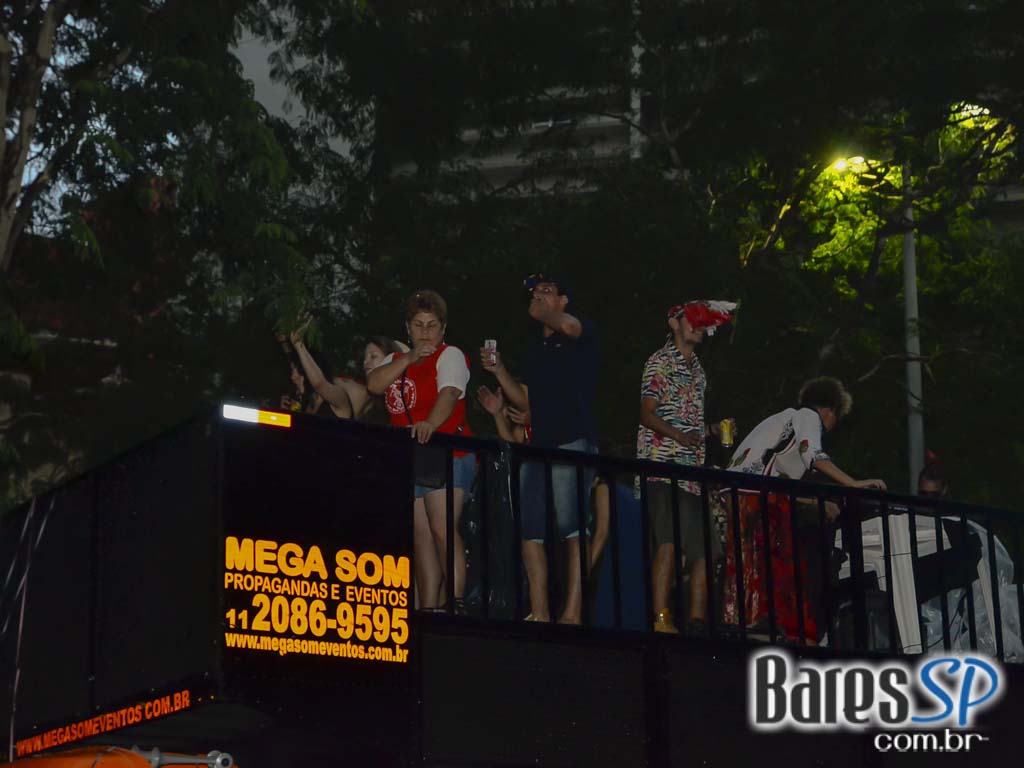 Bloco Me Fode Que Eu Sou Produção saiu da Praça Roosevelt neste sábado Bloco Me Fode Que Eu Sou Produção saiu da Praça Roosevelt neste sábado