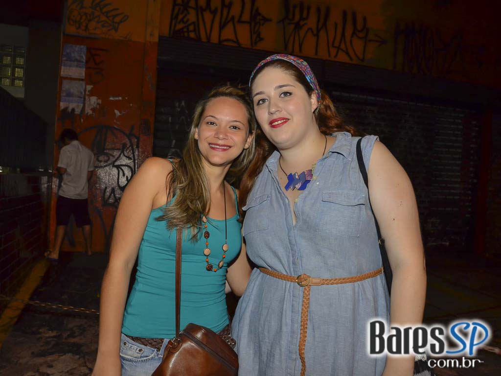 Bloco Me Fode Que Eu Sou Produção saiu da Praça Roosevelt neste sábado Bloco Me Fode Que Eu Sou Produção saiu da Praça Roosevelt neste sábado