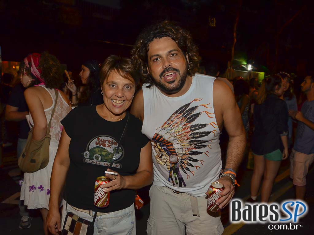 Bloco Me Fode Que Eu Sou Produção saiu da Praça Roosevelt neste sábado Bloco Me Fode Que Eu Sou Produção saiu da Praça Roosevelt neste sábado