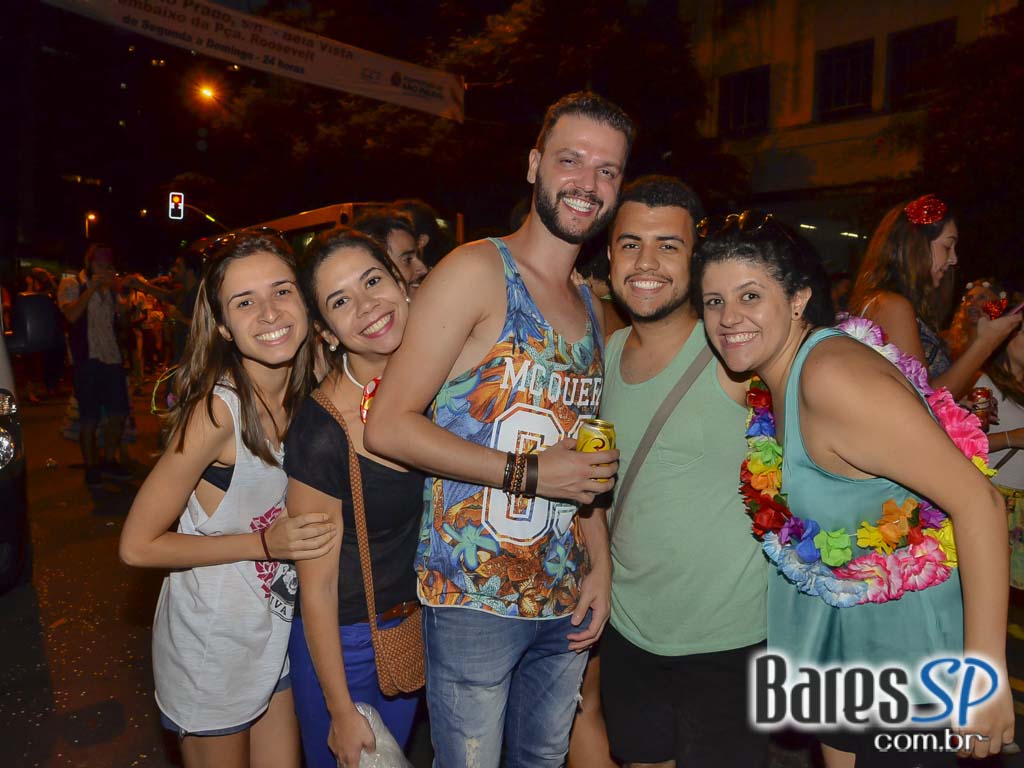 Bloco Me Fode Que Eu Sou Produção saiu da Praça Roosevelt neste sábado Bloco Me Fode Que Eu Sou Produção saiu da Praça Roosevelt neste sábado