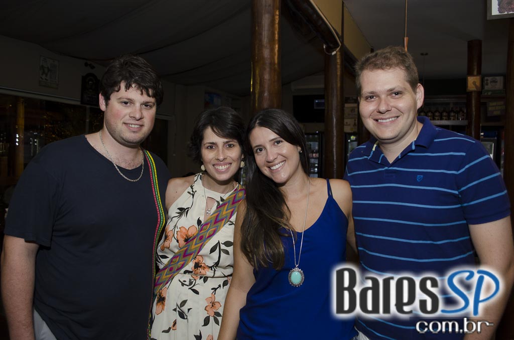 Cardápio variado e ambiente descontraído no Bier Bar sábado Cardápio variado e ambiente descontraído no Bier Bar sábado